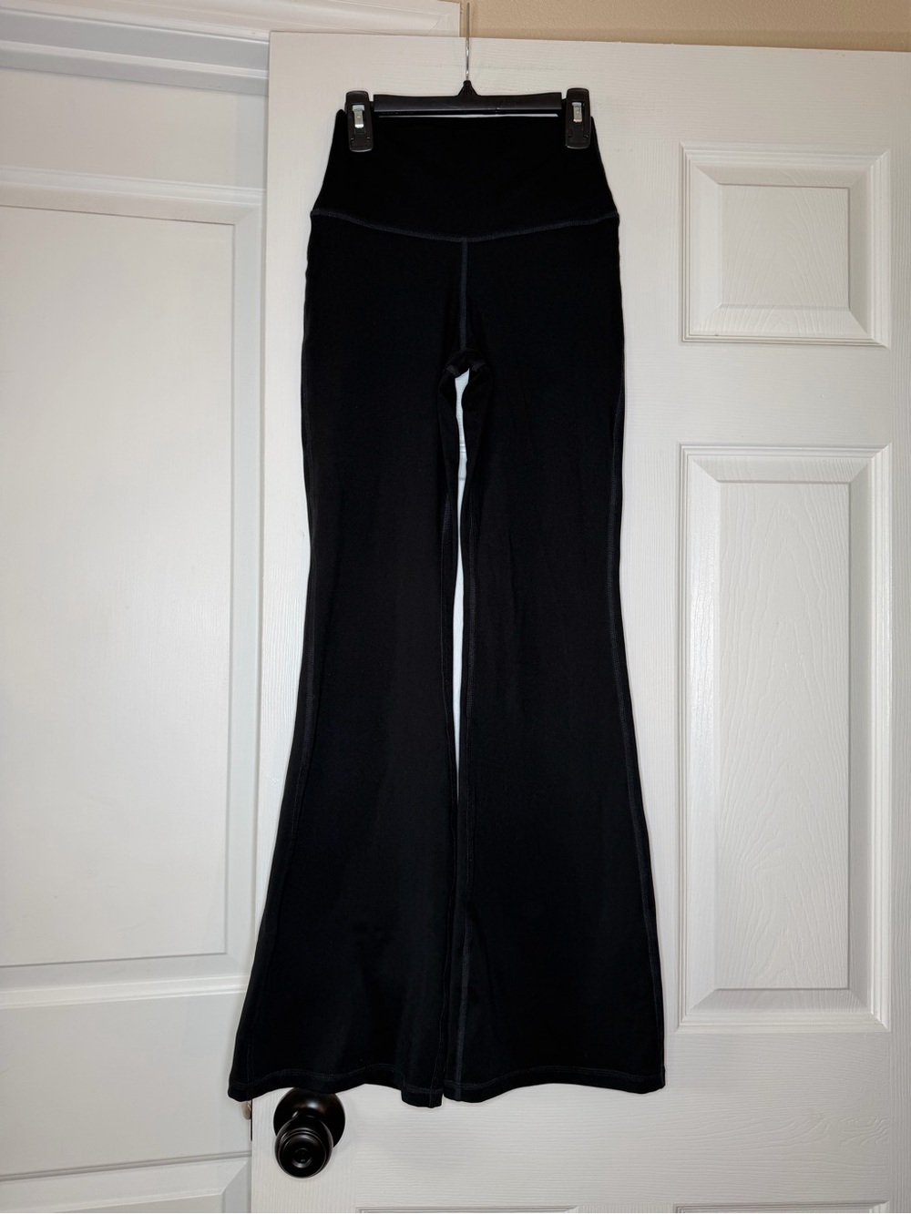 Gilly Hicks Hollister Recharge High Waist Flare Leggings Black Women Small